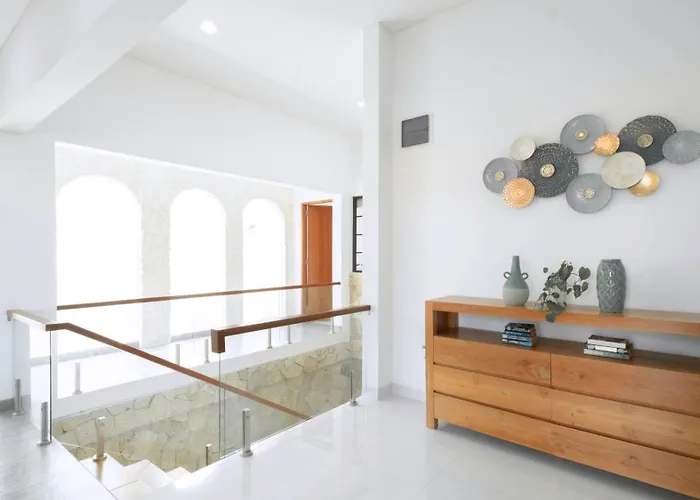 Latima By Finder