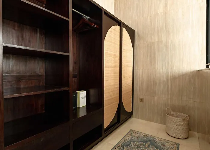 Latima By Finder *